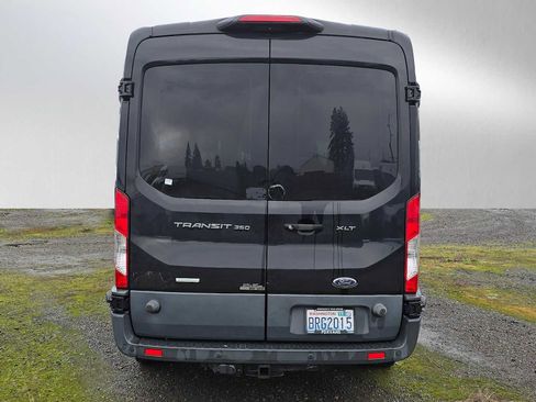 Used 2018 Ford Transit 350 XLT image 4