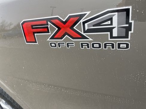 New 2025 Ford Ranger XLT w/ FX4 Off-Road Package image 9