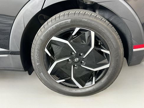 Used 2024 Hyundai Ioniq 5 SEL image 11