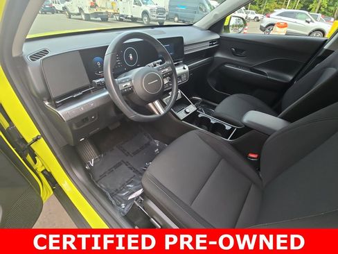 Used 2025 Hyundai Kona SEL image 16
