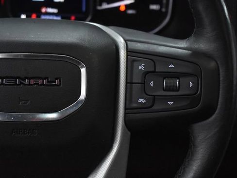 Used 2021 GMC Yukon XL Denali image 39