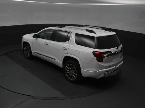 Used 2023 GMC Acadia Denali AWD/4WD image 14
