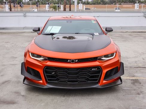 Used 2022 Chevrolet Camaro ZL1 RWD image 3