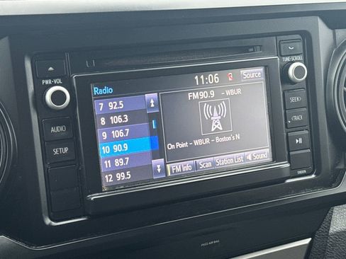 Used 2019 Toyota Tacoma SR5 image 21