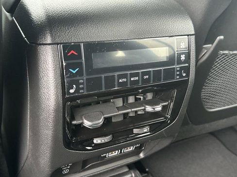 New 2025 Jeep Grand Cherokee L Limited image 24