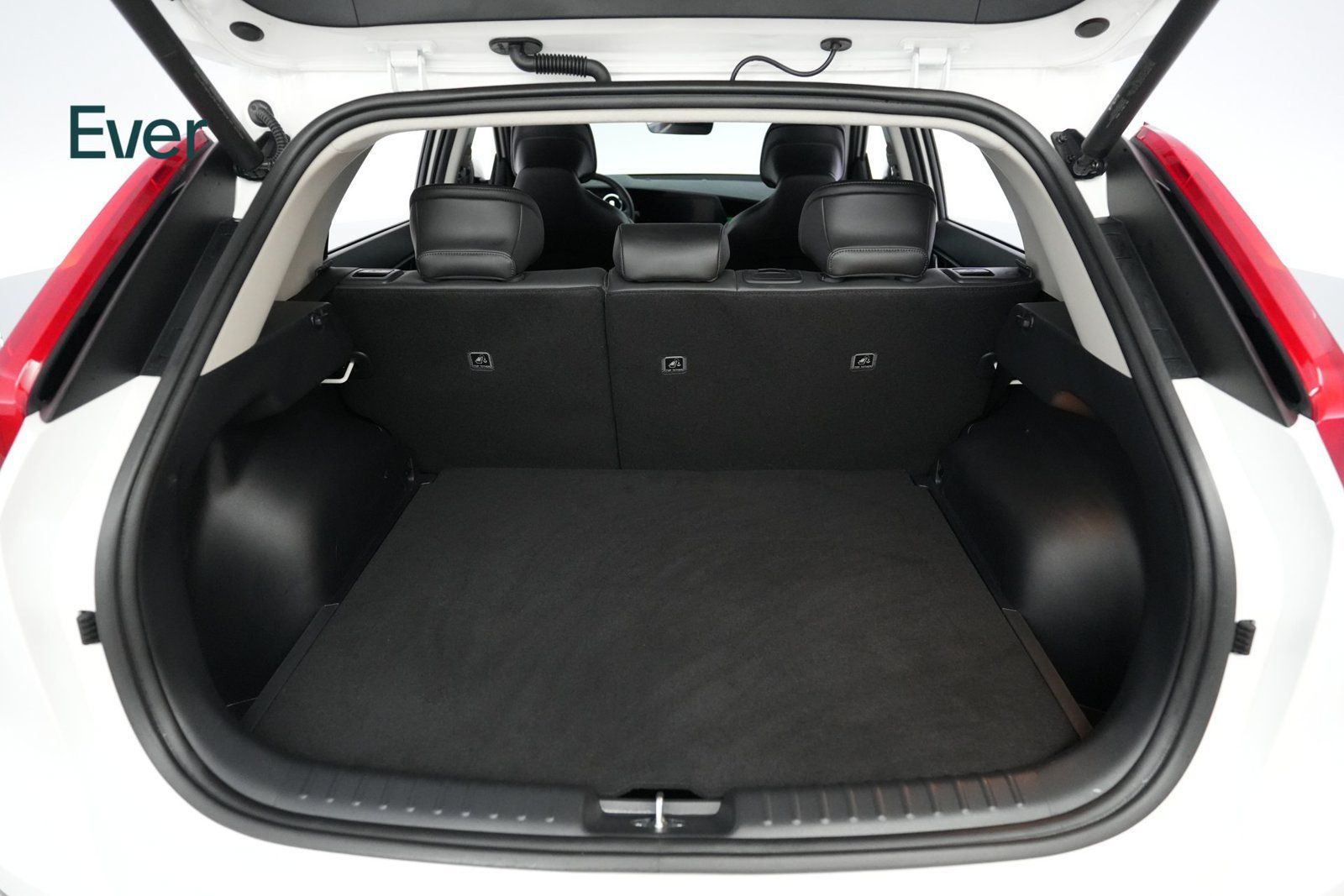 Used 2026 Kia Niro Wind FWD image 8
