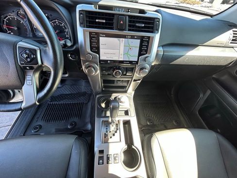 Used 2024 Toyota 4Runner SR5 Premium image 18