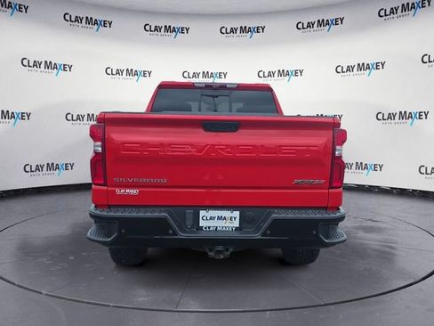 Used 2022 Chevrolet Silverado 1500 ZR2 w/ Technology Package AWD/4WD image 4
