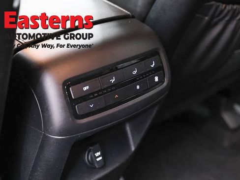 Used 2022 Hyundai Palisade SE AWD/4WD image 22