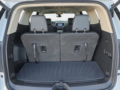 Used 2023 GMC Acadia Denali w/ Denali Technology Package image 16