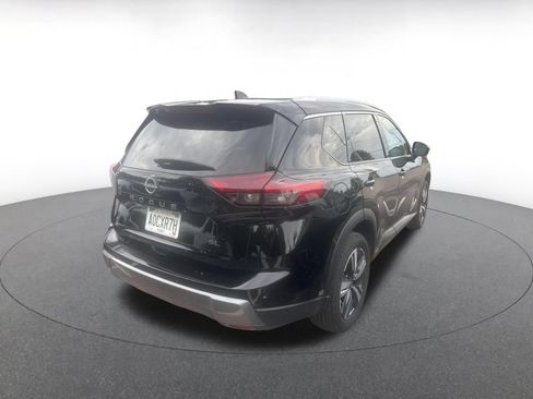 Used 2026 Nissan Rogue SL FWD image 6