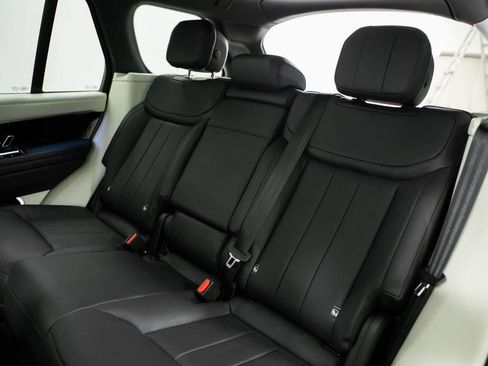 Used 2023 Land Rover Range Rover SE AWD/4WD image 33