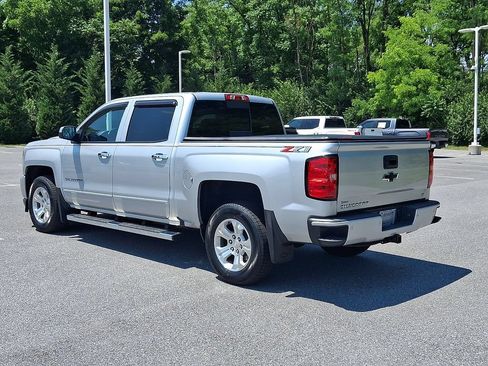 Used 2018 Chevrolet Silverado 1500 LT w/ All Star Edition AWD/4WD image 6