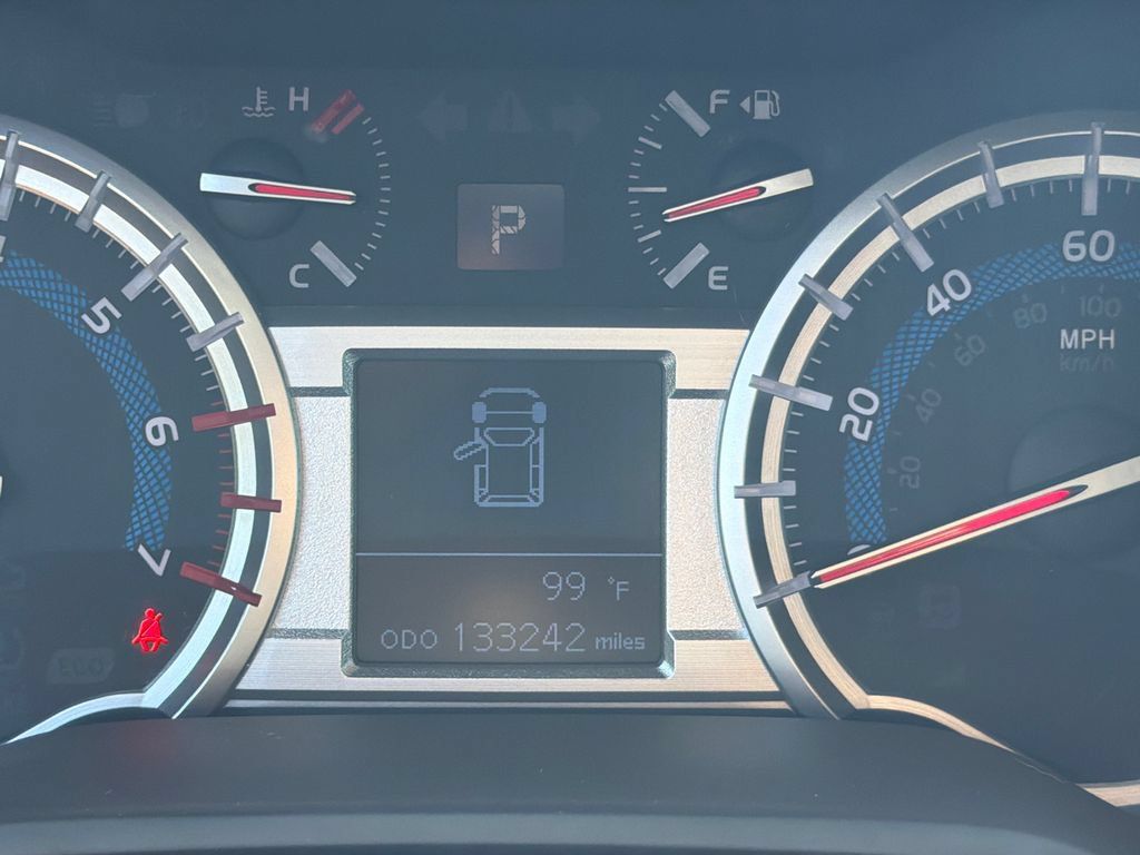 Used 2015 Toyota 4Runner Limited RWD image 28