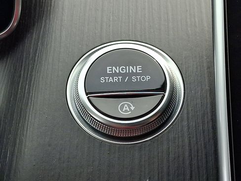 Used 2023 Mercedes-Benz S 580 4MATIC Sedan image 25
