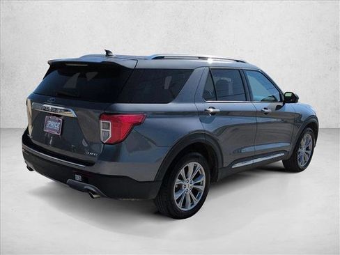 Used 2023 Ford Explorer Limited image 5