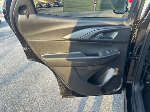 Used 2024 Chevrolet TrailBlazer LT image 21