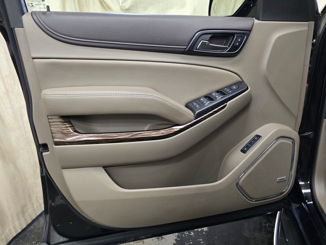 Used 2018 GMC Yukon SLT w/ Open Road Package AWD/4WD image 13
