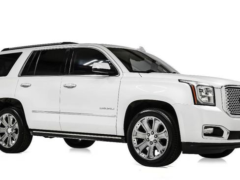 Used 2016 GMC Yukon Denali w/ Open Road Package AWD/4WD image 1