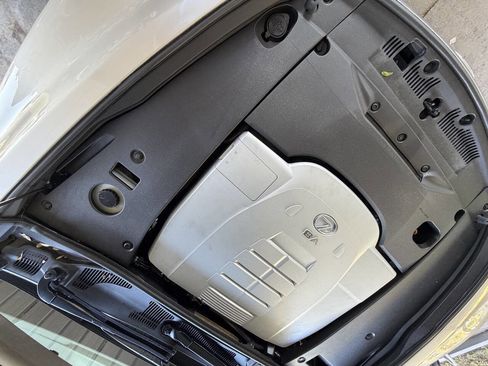 Used 2012 Lexus LS 460 w/ Comfort Pkg image 18