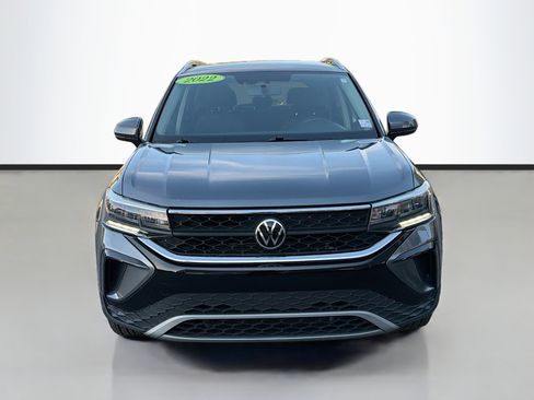 Used 2022 Volkswagen Taos SE image 8