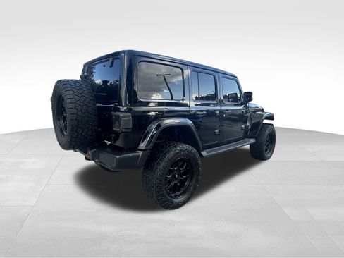 Used 2021 Jeep Wrangler Unlimited Sahara image 4