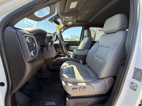 Used 2019 GMC Sierra 1500 SLT w/ SLT Premium Plus Package AWD/4WD image 17