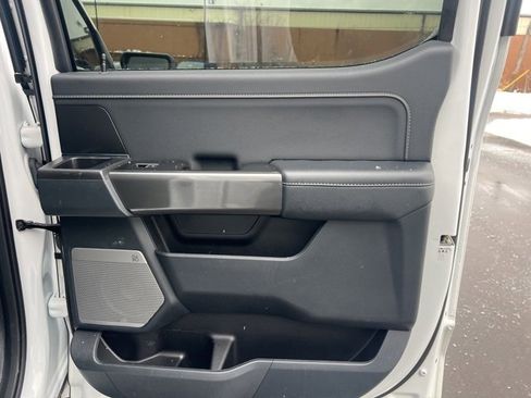 Used 2022 Ford F150 XLT w/ Equipment Group 302A High image 13