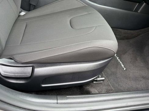 Used 2026 Hyundai Elantra Sport FWD image 12