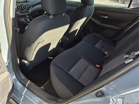 New 2025 Nissan Sentra SR w/ Midnight Edition image 10