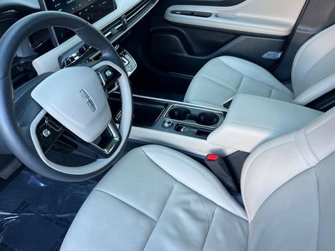 Used 2025 Lincoln Corsair Grand Touring w/ Equipment Group 301A image 10