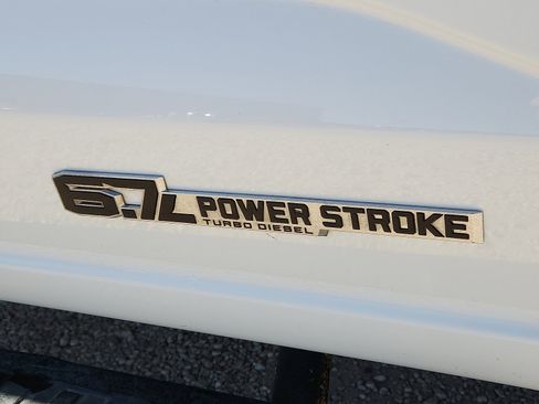 Used 2023 Ford F350 XL w/ XL Chrome Package image 9