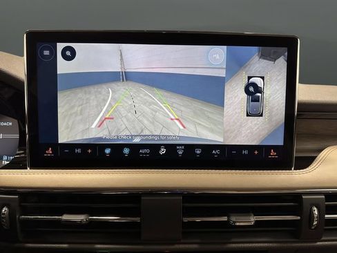 Used 2024 Lincoln Corsair Grand Touring w/ Equipment Group 301A image 11