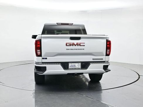 Used 2024 GMC Sierra 1500 Elevation AWD/4WD image 8