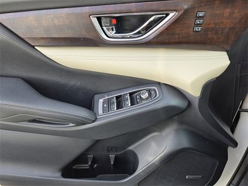 Used 2022 Subaru Ascent Touring image 33