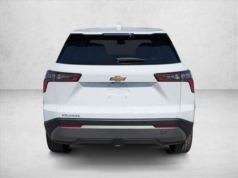 New 2026 Chevrolet Equinox LT image 6