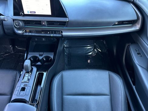 Used 2023 Toyota Prius XLE image 27