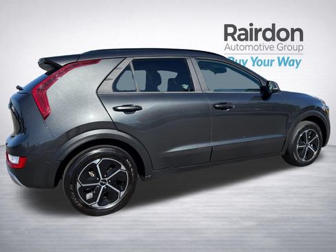 Used 2024 Kia Niro EX FWD image 7