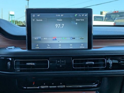 Used 2023 Lincoln Aviator Reserve w/ Equipment Group 201A AWD/4WD image 22