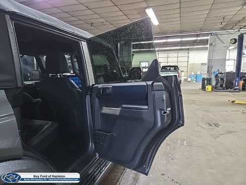 Used 2022 Ford Bronco Outer Banks AWD/4WD image 46