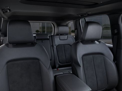 New 2026 Jeep Grand Cherokee Altitude image 26
