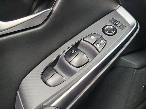 Used 2023 Nissan Sentra SR w/ SR Premium Package FWD image 27
