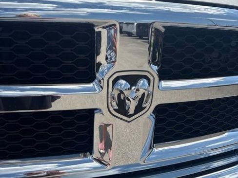 Used 2018 RAM 2500 Tradesman w/ Chrome Appearance Group AWD/4WD image 15