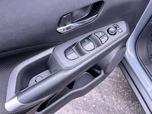 Used 2023 Nissan Kicks SV image 14