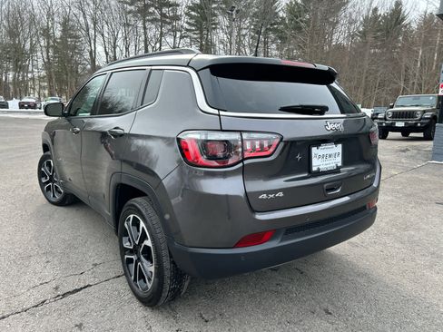 Used 2024 Jeep Compass Limited w/ Sun and Sound Group image 8