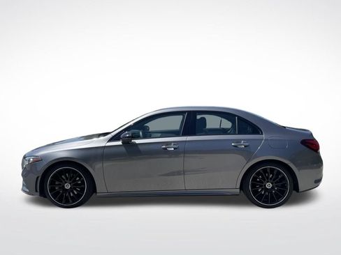 Used 2021 Mercedes-Benz A 220 image 8