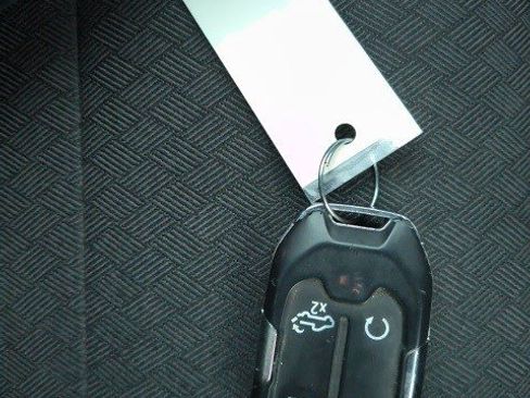 Used 2021 Chevrolet Silverado 1500 RST image 25