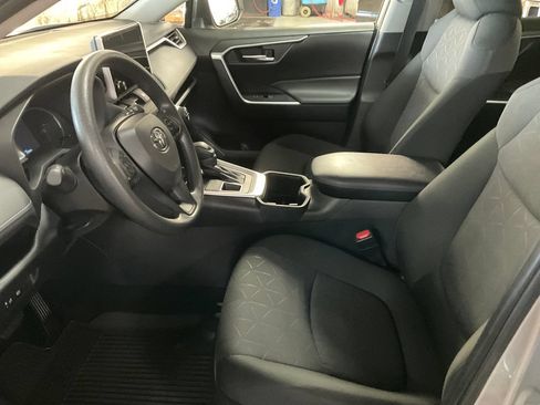 Certified 2025 Toyota RAV4 XLE AWD/4WD image 12