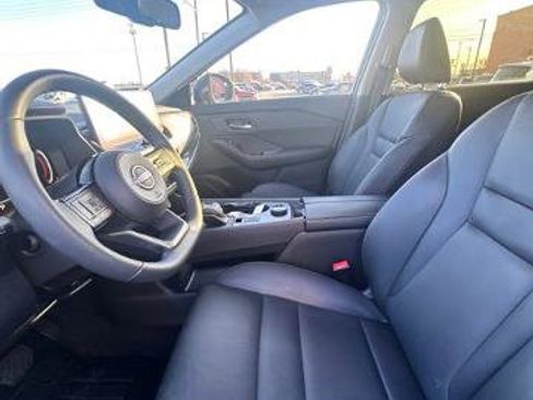 Certified 2024 Nissan Rogue SL image 25