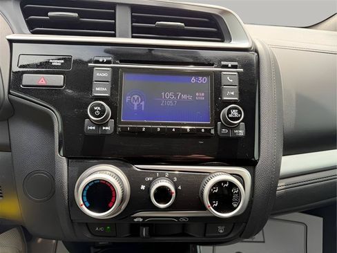 Used 2019 Honda Fit LX image 33